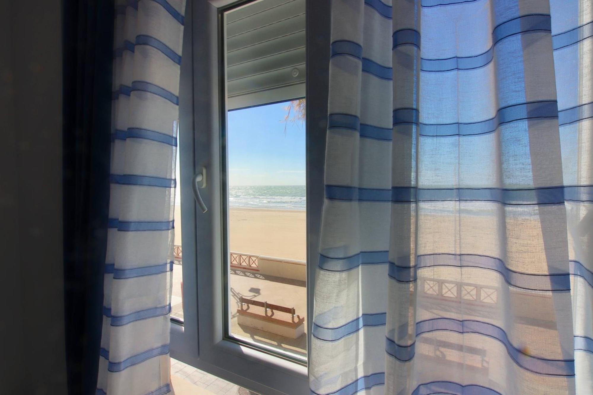 Aranpe Playa Cadiz公寓 外观 照片
