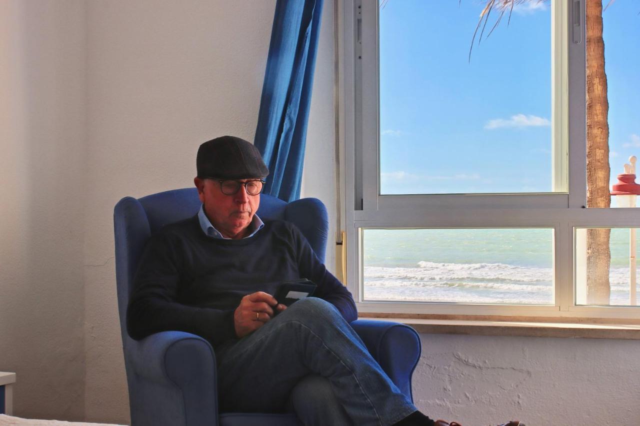 Aranpe Playa Cadiz公寓 外观 照片